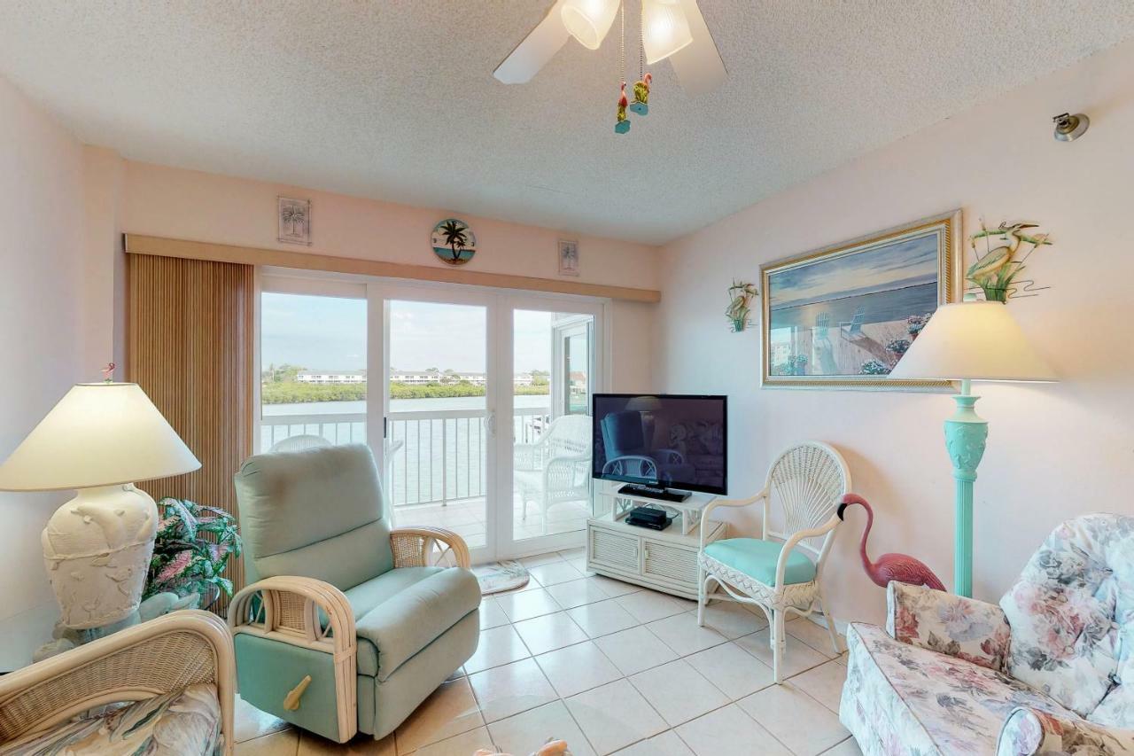 Waterview 205 * Clearwater Beach