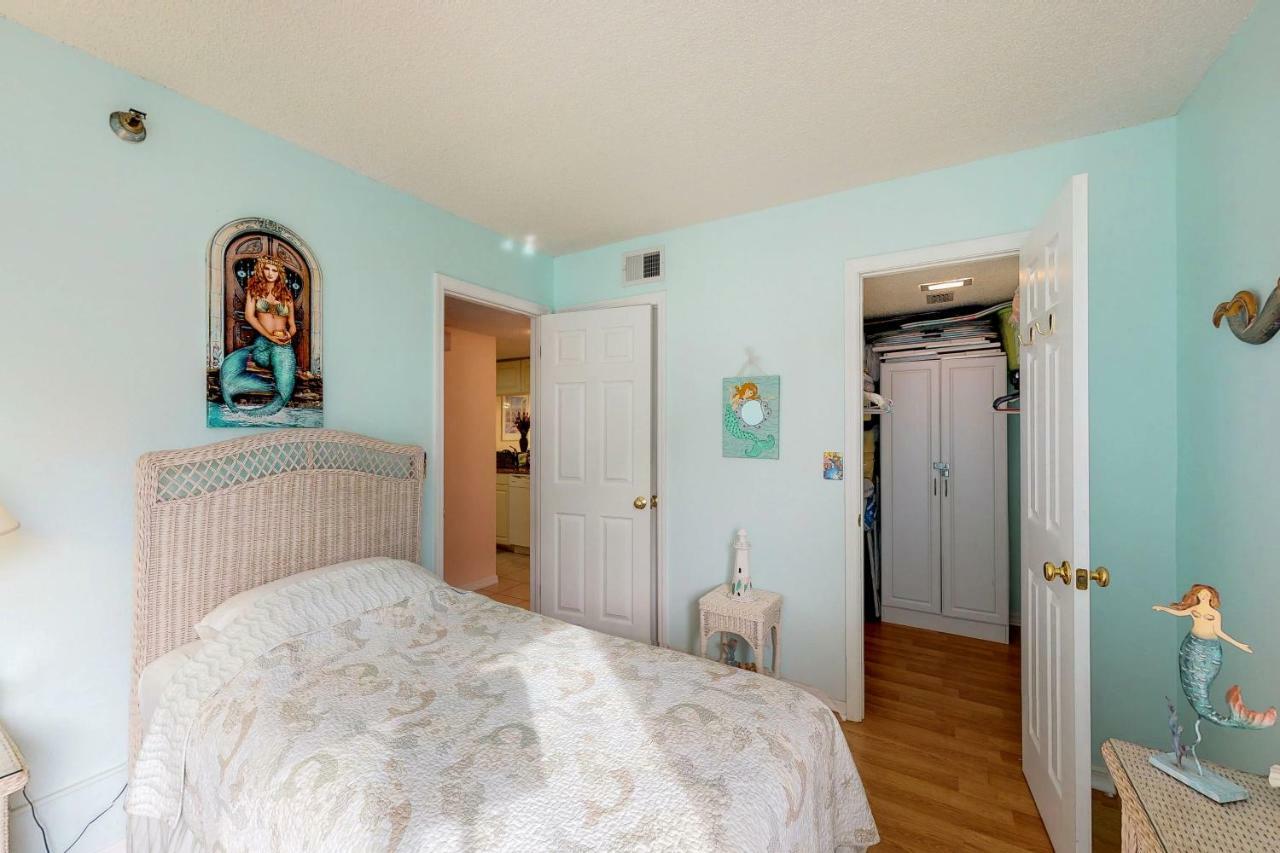 Hotel Waterview 205 *