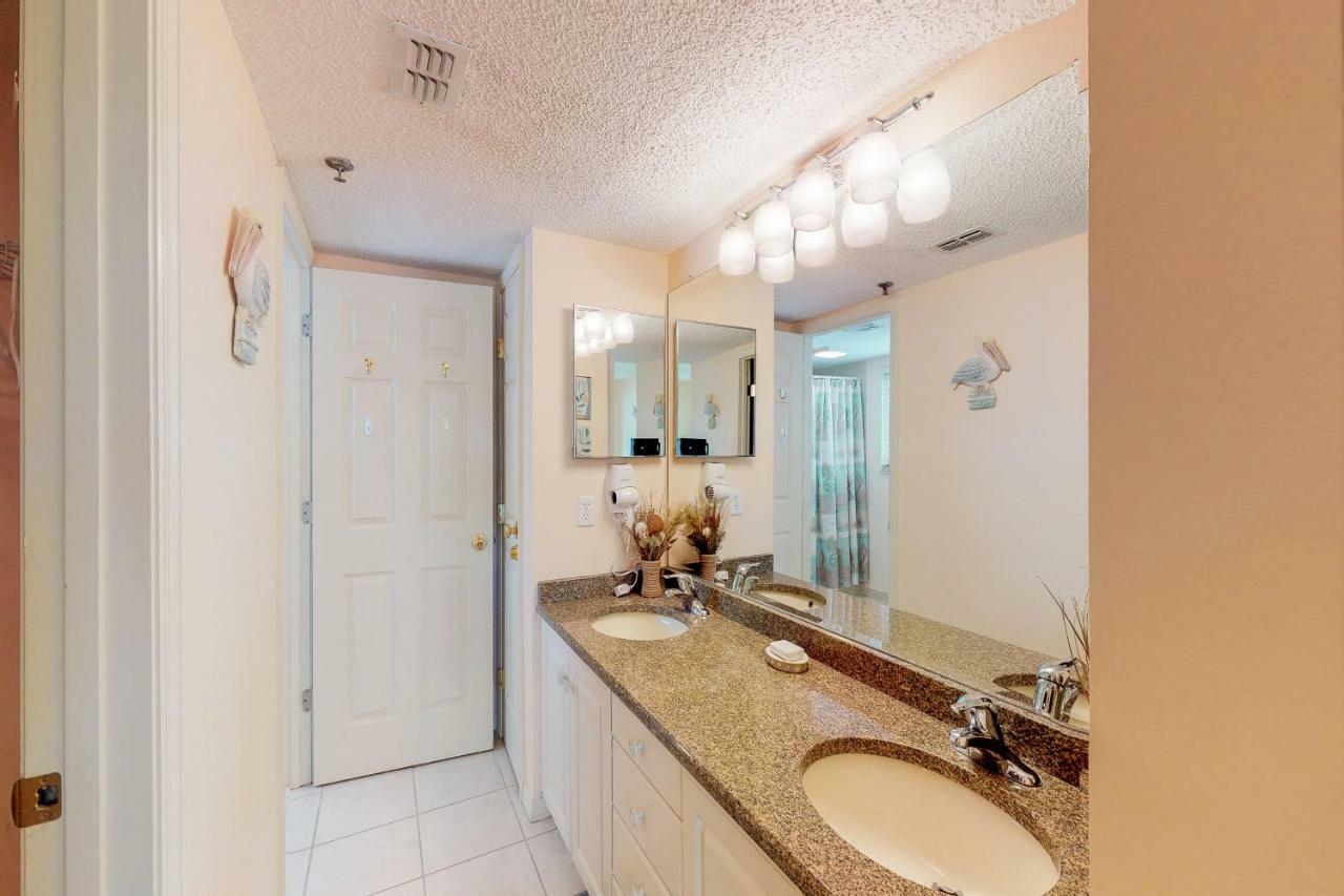 Waterview 205 * Clearwater Beach