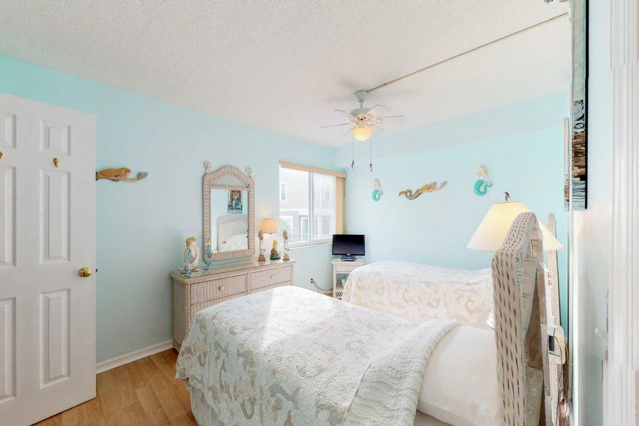Waterview 205