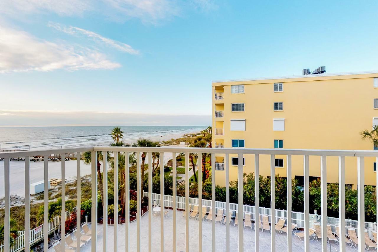 Palms * Clearwater Beach