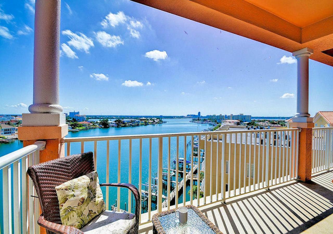Luxury 5 Star Water Front 3 Beds 2 Bath Pool Hot-tub And Views Apartment Clearwater Beach