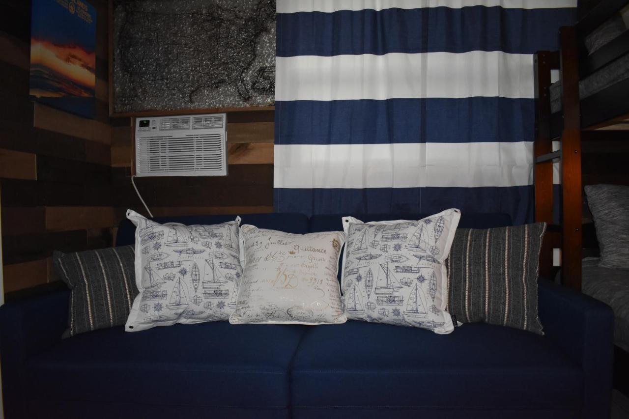 Apartment Bay Beach Bungalow