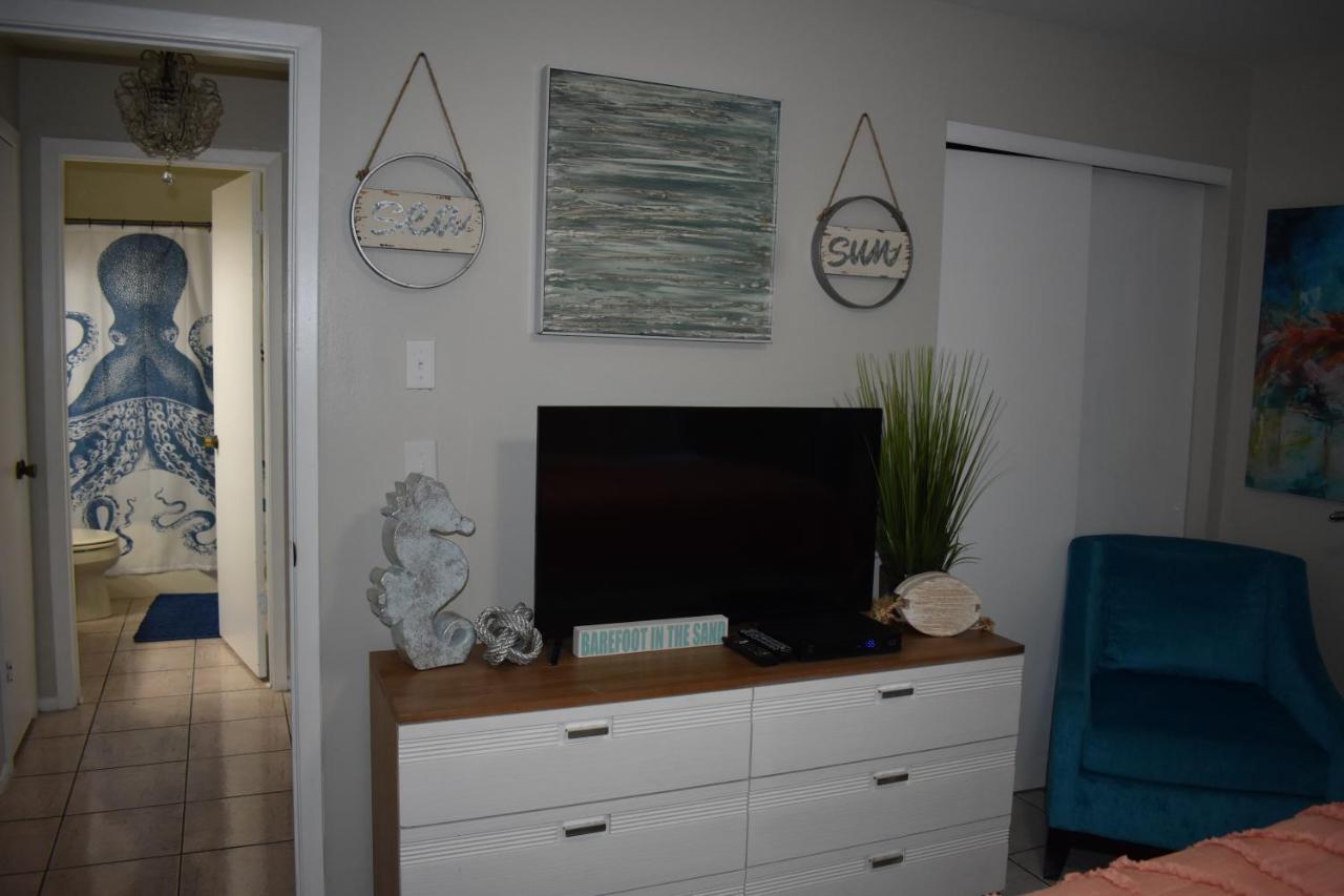 Apartment Bay Beach Bungalow