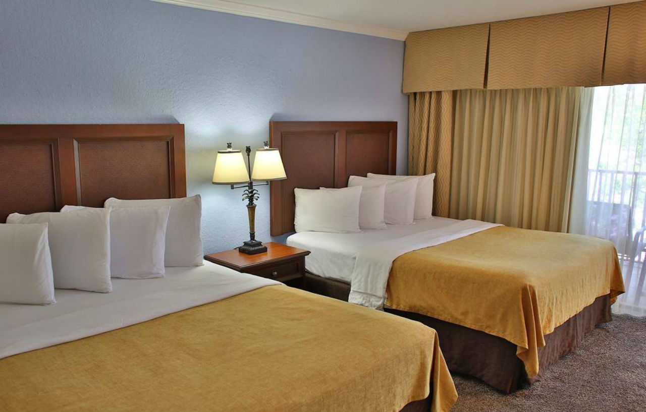 Coconut Cove Resort