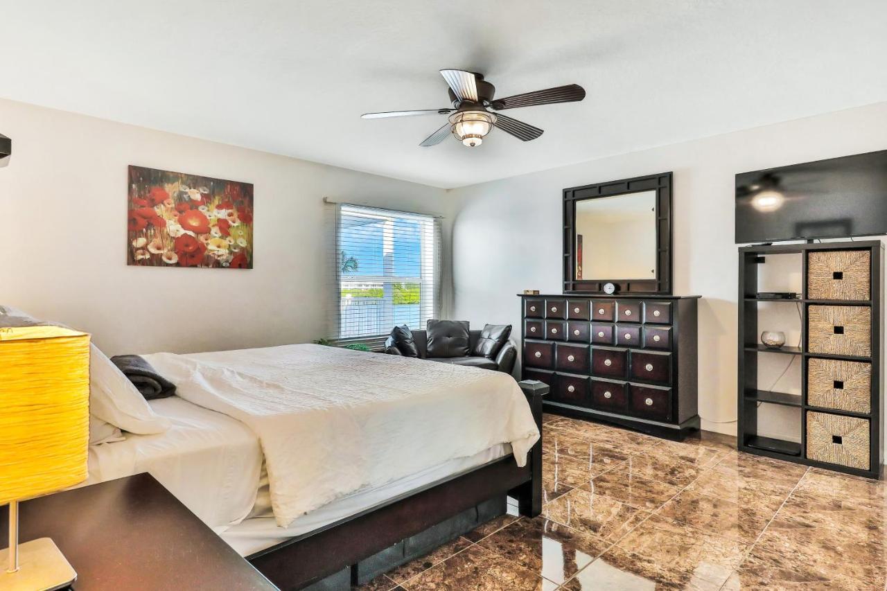 Apartment Captain Coves #102 Clearwater Beach