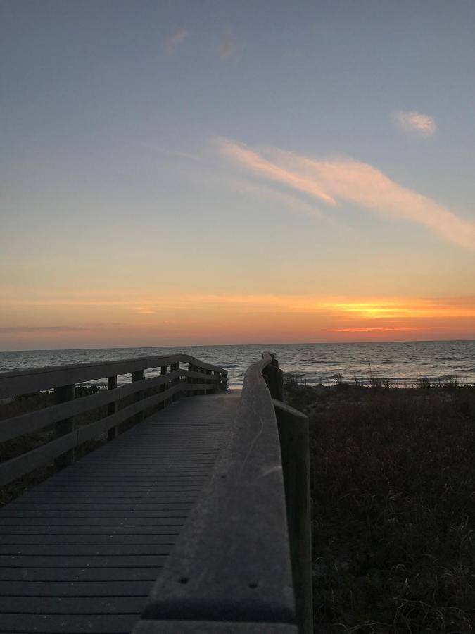 Salt And Sand Vacation Cottages *