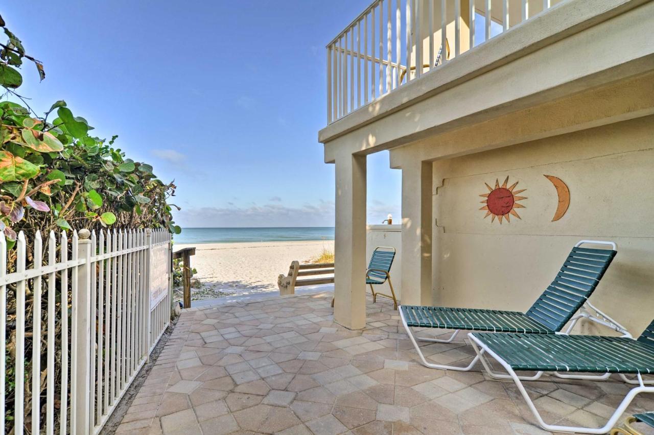 Apartment Oceanfront Indian Shores With Pool!