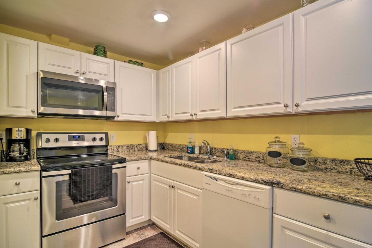 Apartment Updated Near Ideal Walkable Location! Clearwater Beach