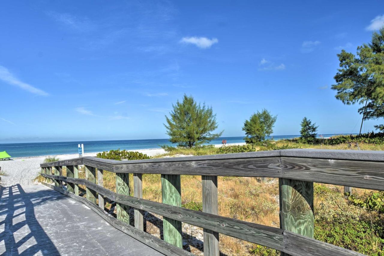 Indian Shores Townhome With Pool Access And Kayaks! Holiday home Clearwater Beach