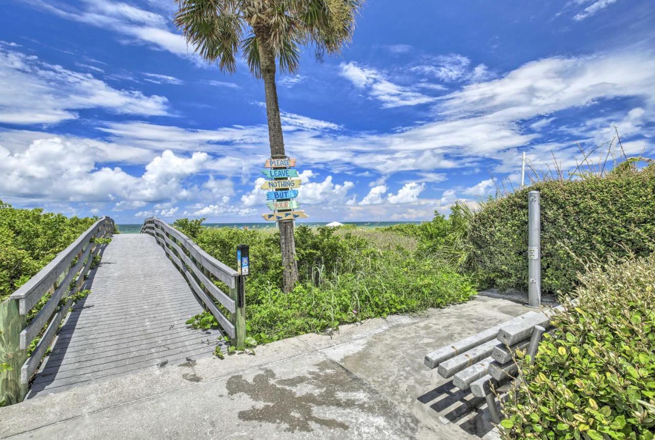 Holiday home Bayside Pad With Pool Access And Dock Half Mi To