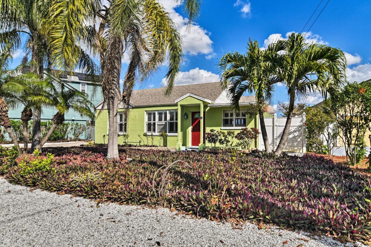 Bayside Pad With Pool Access And Dock Half Mi To Clearwater Beach