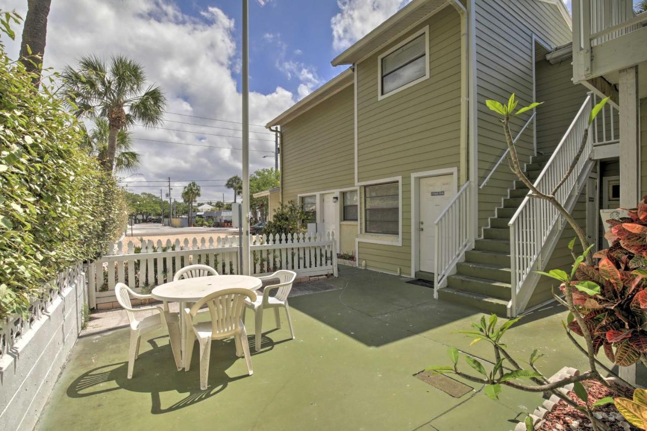 Updated Near Ideal Walkable Location! Apartment