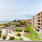 Reef Club 304