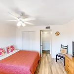 Reef Club 304