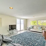 Tropical Waterfront Home Central Location!