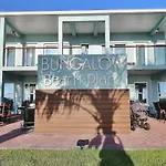 Bungalow Beach Place 1