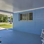 Rita\'S Cottage By The Beach - Steps To Ocean!
