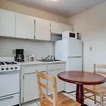 Royal Canadian Motel