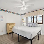 Reflections On The Gulf #503 Beachfront Condo With Pool And Hot Tub