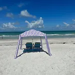Seaside Cottage B