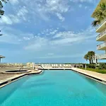 Dolphin Reef 203
