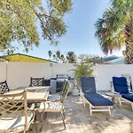 Florida Unit Steps From Indian Rocks Beach Access!