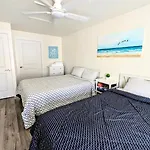 Sunny Shores Retreat 6