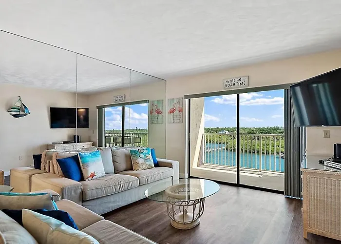Bayfront Bliss Water View At Bay Shores