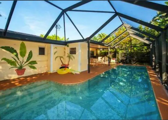 Coastal Breeze - Beach Pool Home!