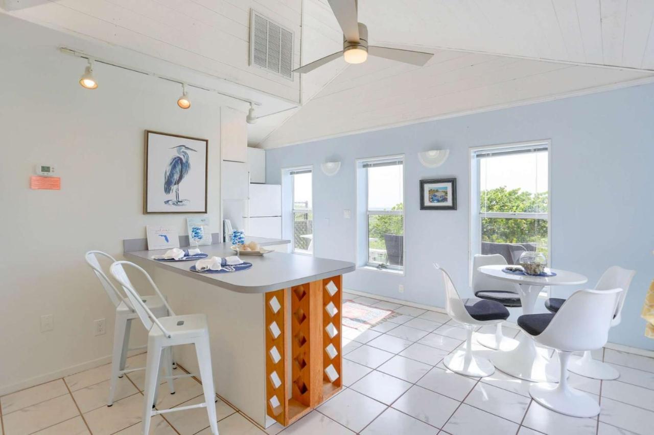 Holiday home Binnie's Beachfront *