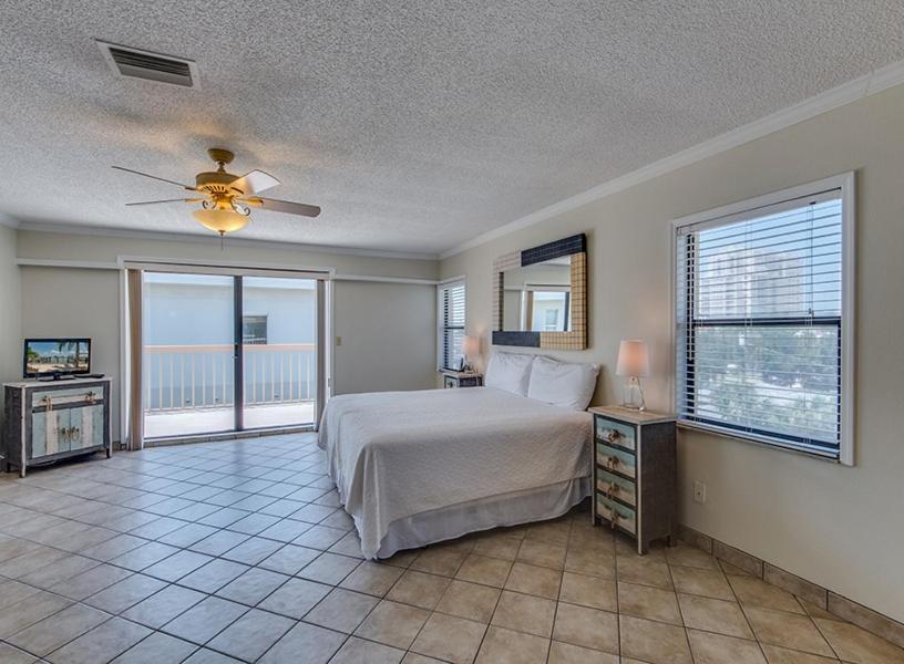 Sun Harbor Unit 1 - Weekly Townhouse * Clearwater Beach