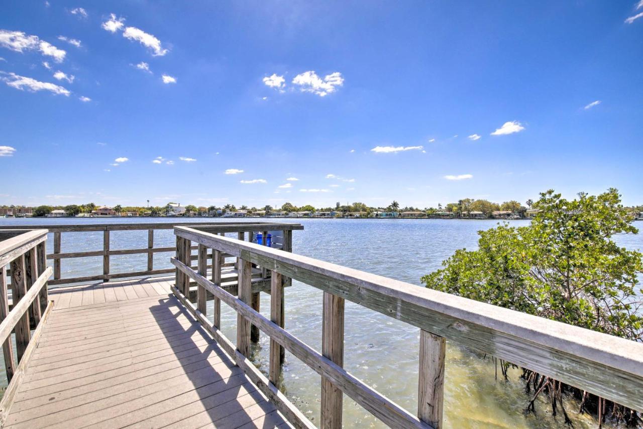 Holiday home Indian Rocks Oasis - 2 Blocks To Beach!