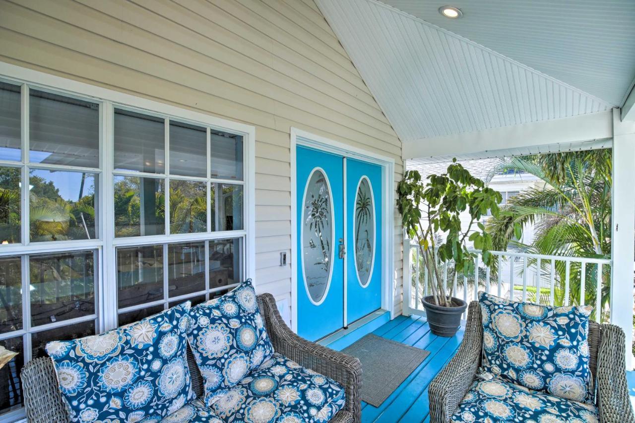 Indian Rocks Oasis - 2 Blocks To Beach!