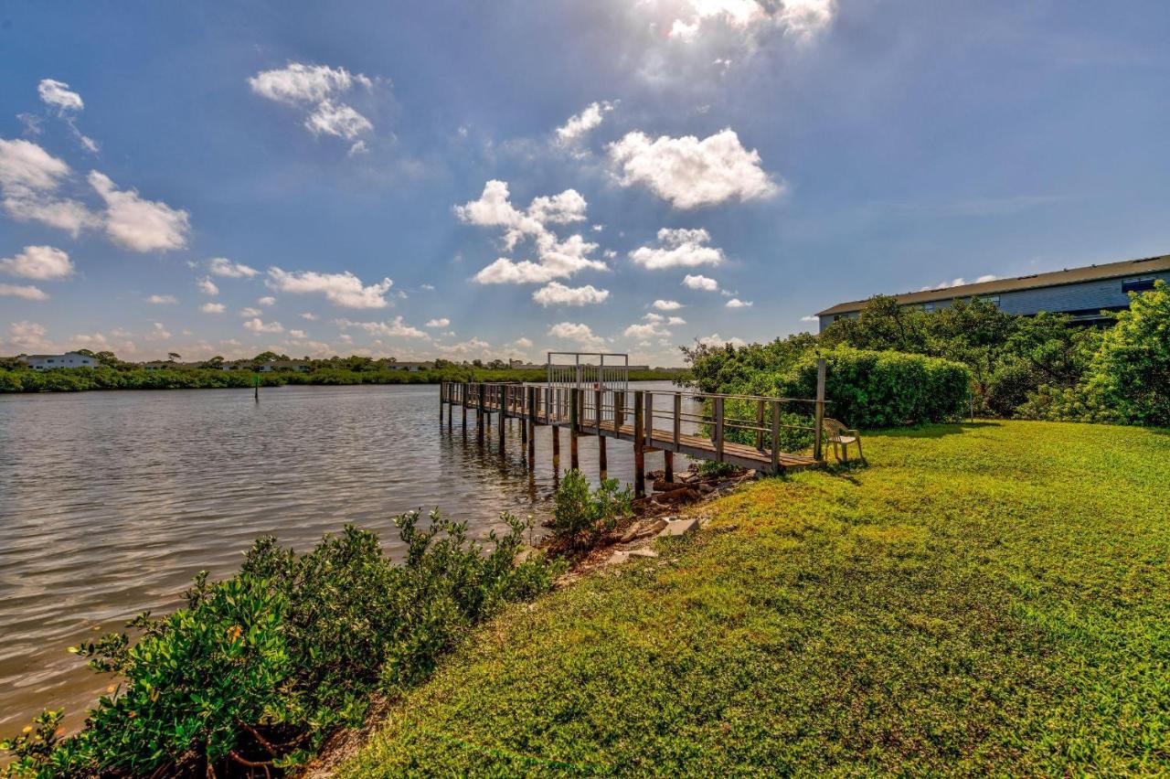 Mariner's Pointe 202