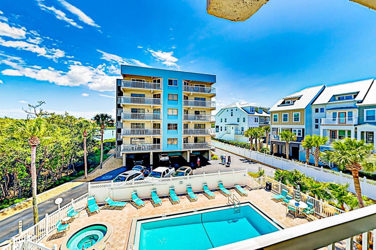 Waterview Unit 204 Clearwater Beach