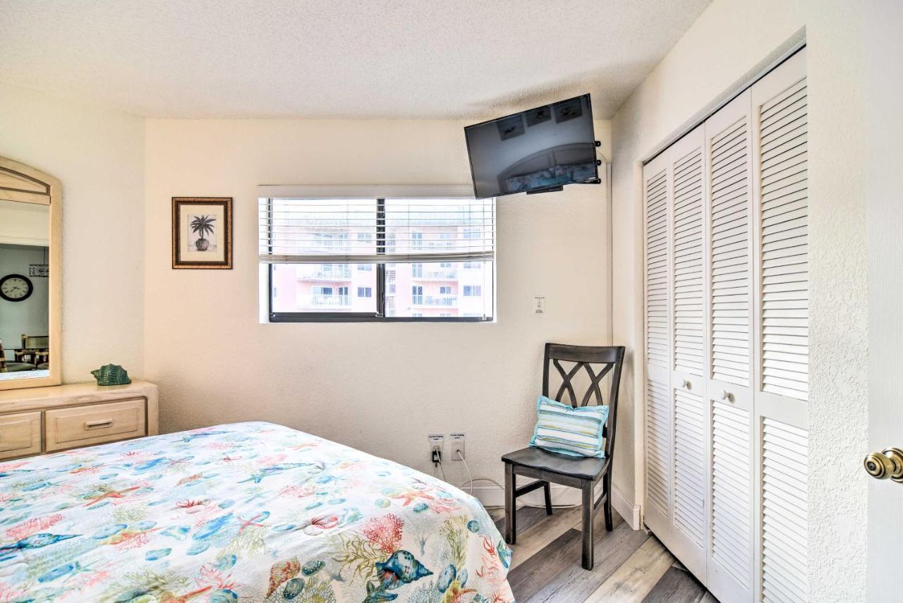 Apartment Indian Shores With Pool And Sunset View!