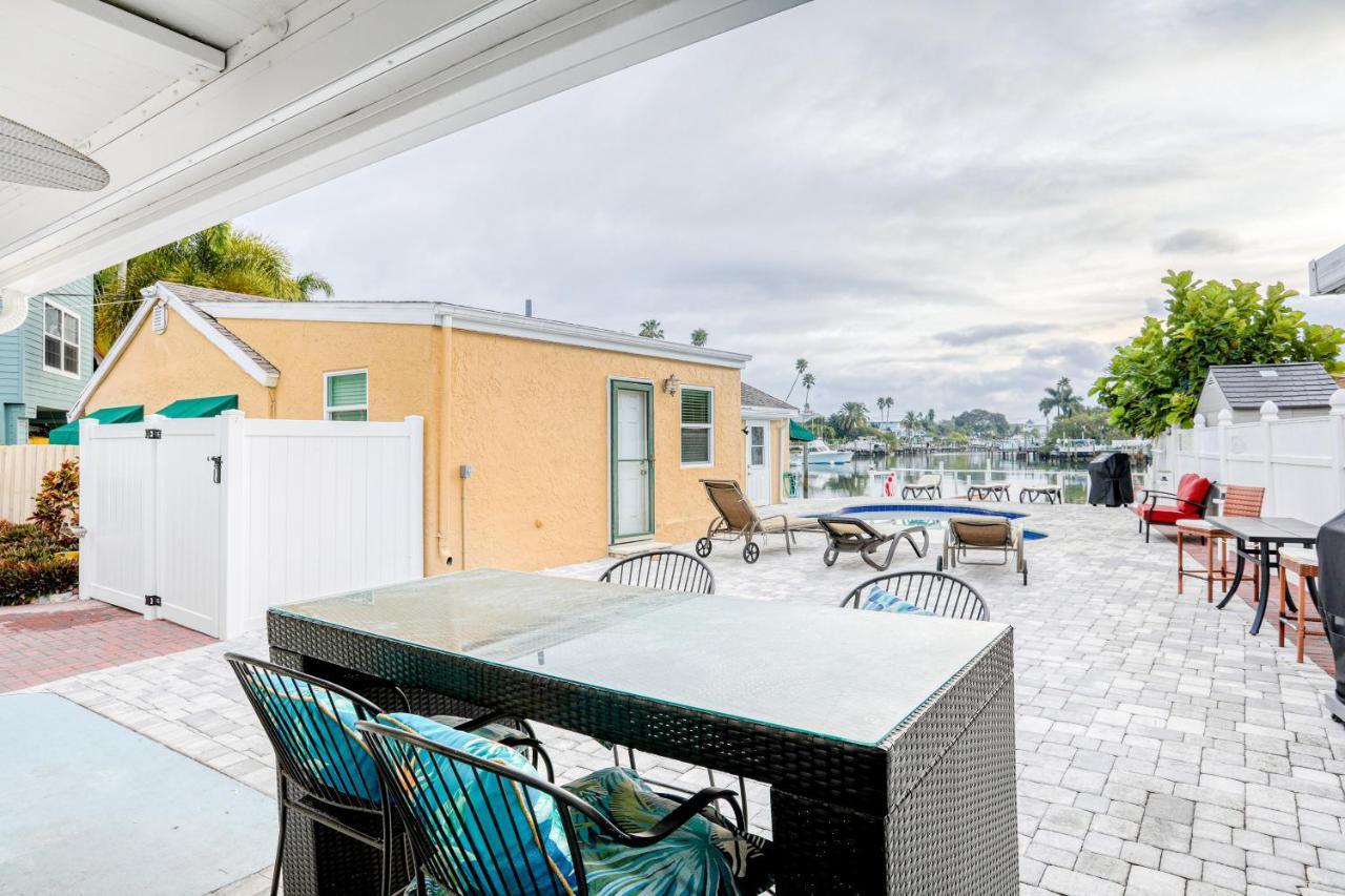 Bay Escape & Ocean Away Holiday home *