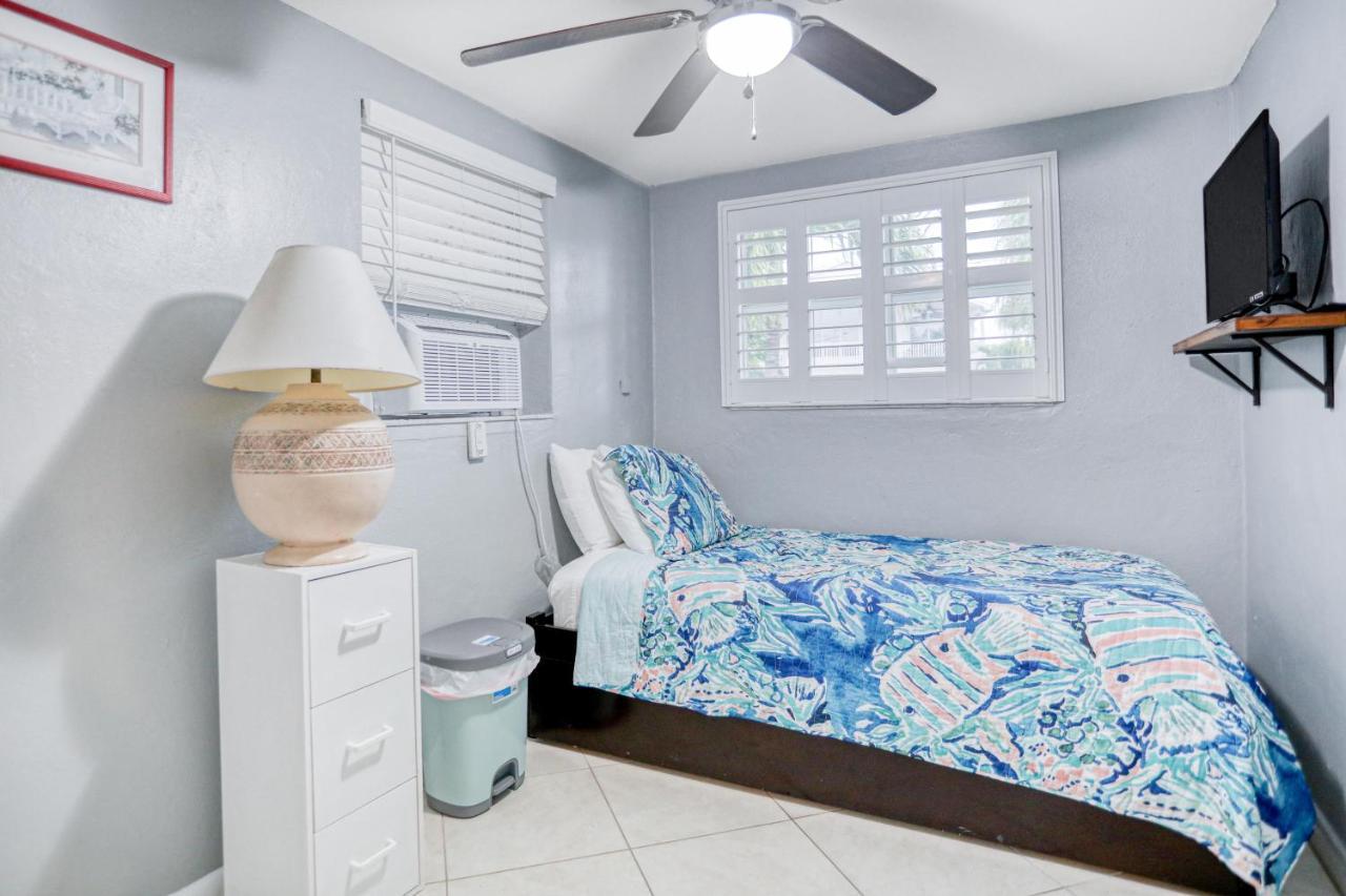 Bay Escape & Ocean Away * Clearwater Beach