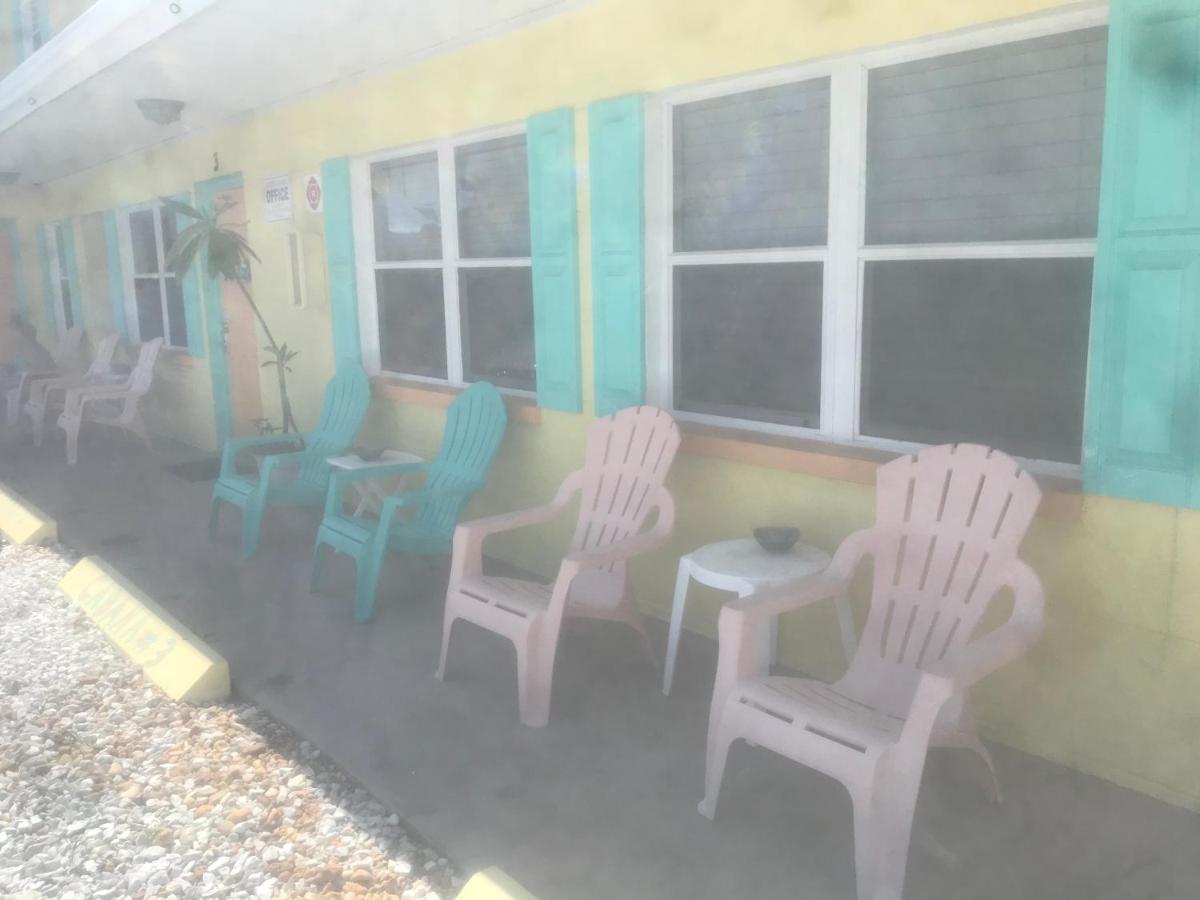Michaels Surfside Apartment