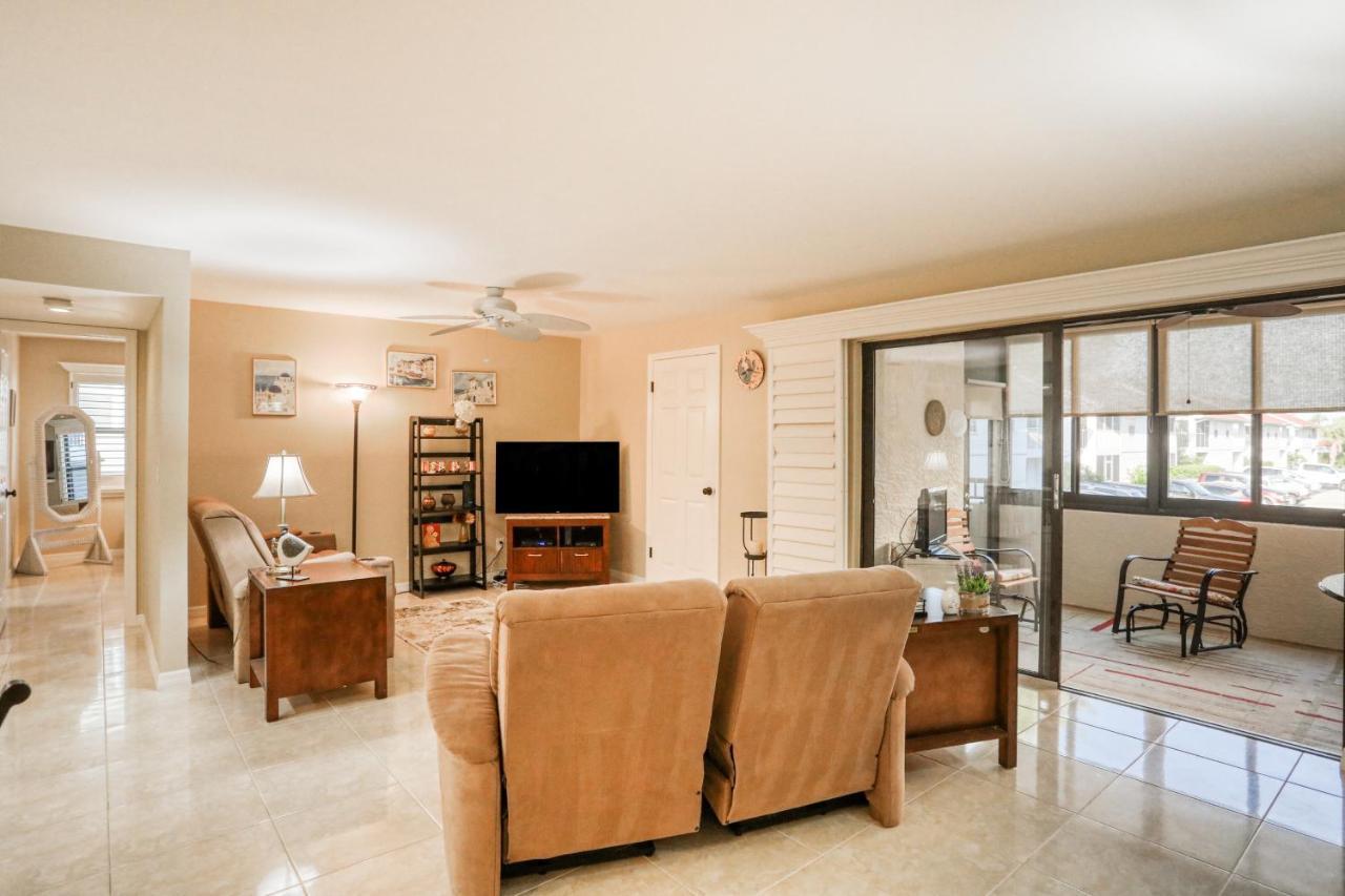 Sea Club 21 Apartment
