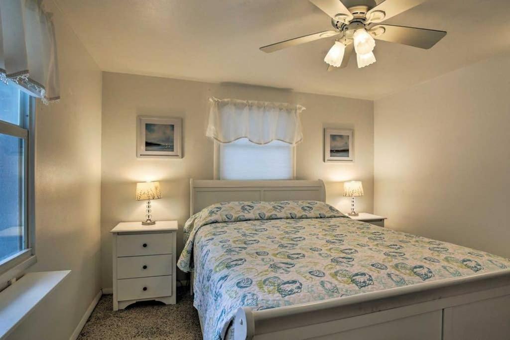 Rita's By The - Steps To Ocean! Holiday home