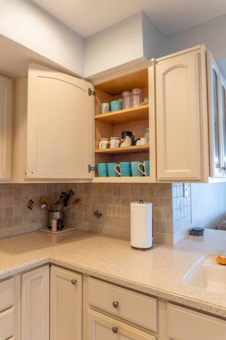 Amazing Water Front View Newly Renovated 3bd 2bth Clearwater Beach