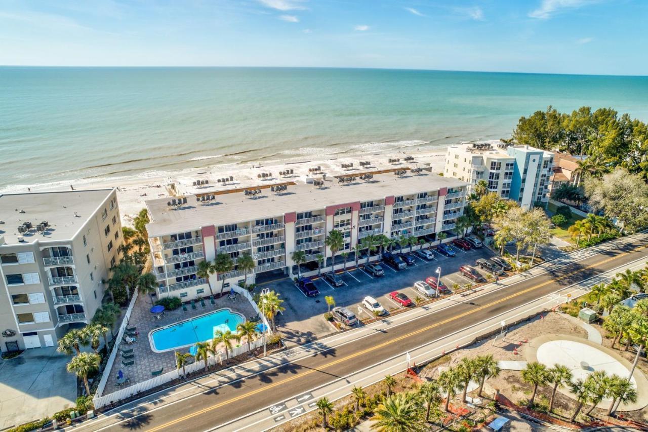 Oasis - No Storm Damage & Guest Ready! Enjoy The Heated Pool & Relax At The Beach! Apartment *