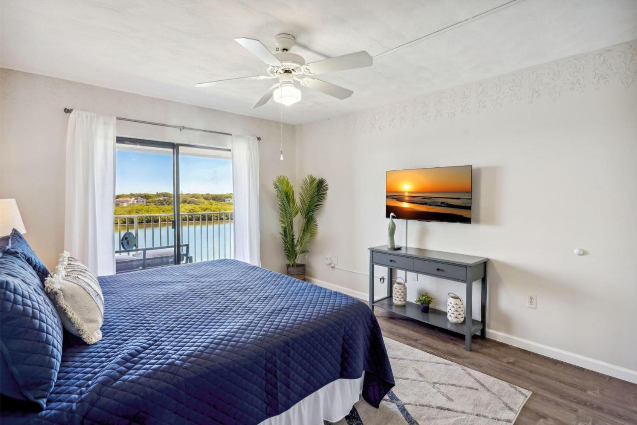 Bayshore Yacht & Tennis 409 - Premier Clearwater Beach