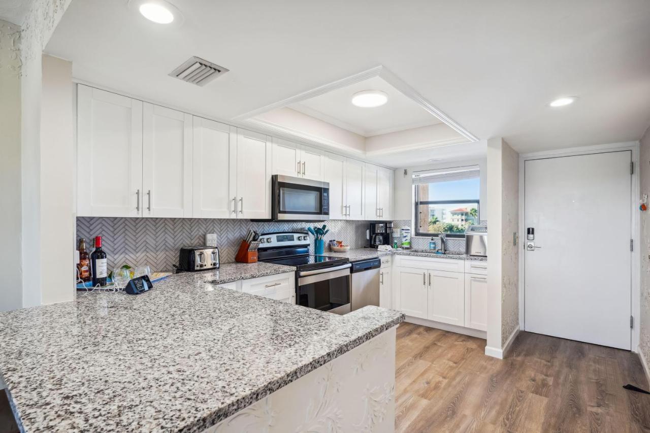 Bayshore Yacht & Tennis 409 - Premier Holiday home Clearwater Beach