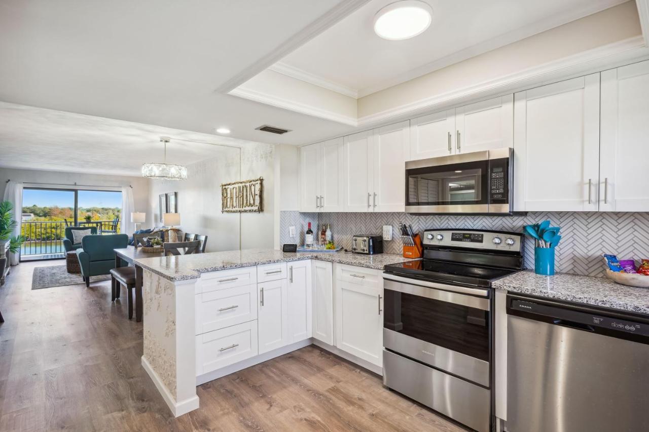 Bayshore Yacht & Tennis 409 - Premier Holiday home *
