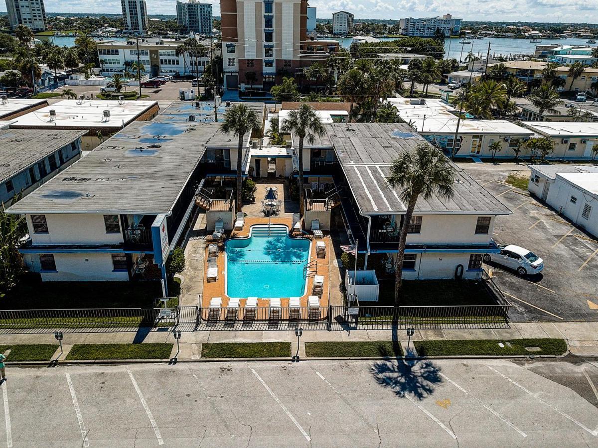 Royal Canadian Clearwater Beach