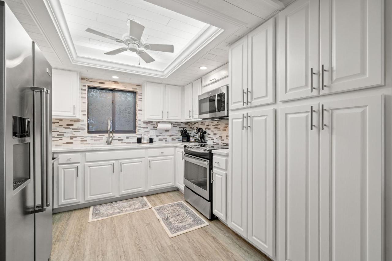 Reflections On The Gulf #503 Beachfront With Pool And Hot Tub Holiday home *