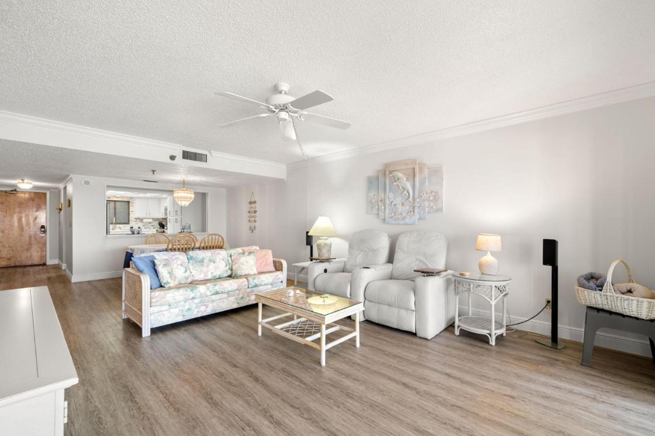 Holiday home Reflections On The Gulf #503 Beachfront With Pool And Hot Tub